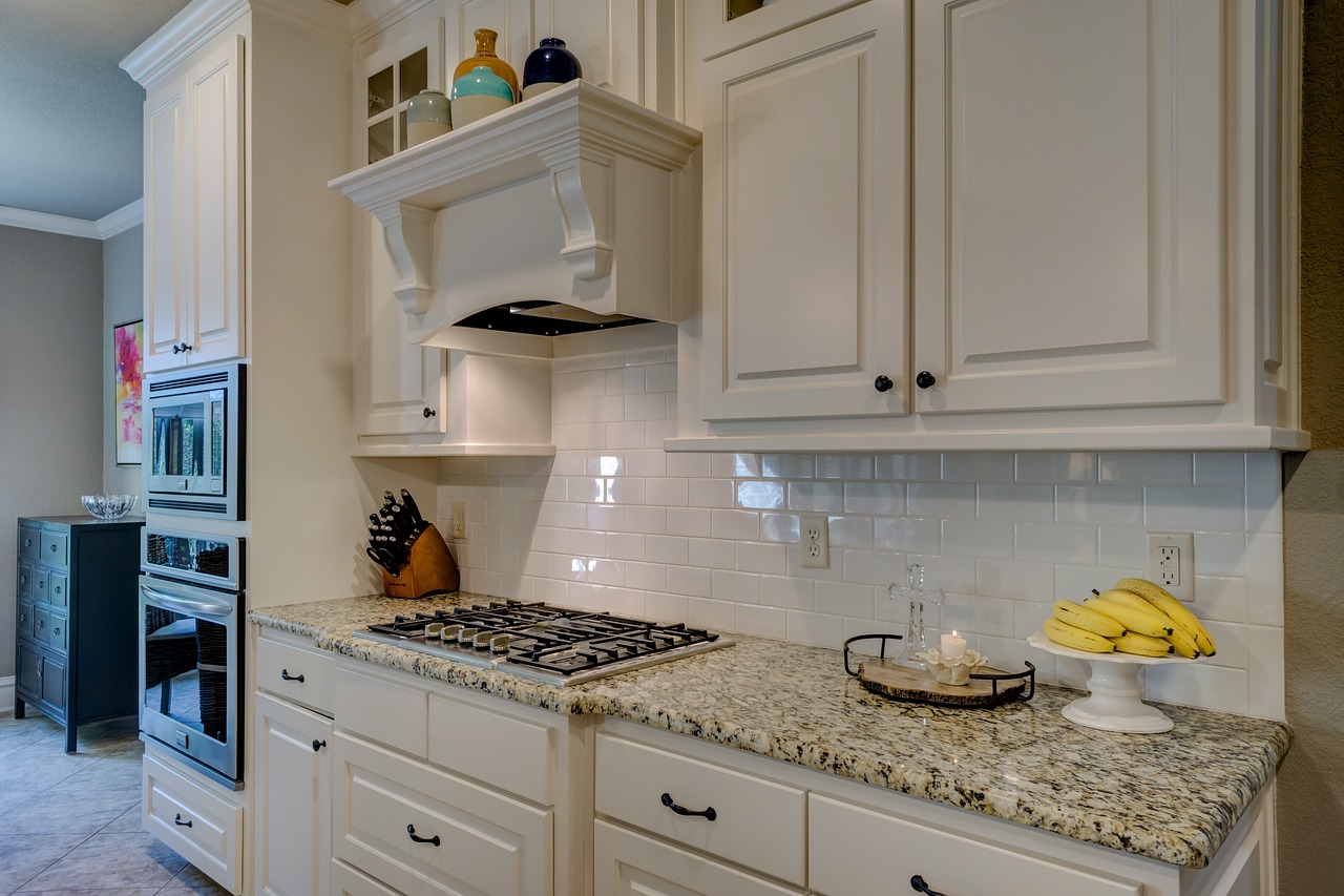 Can Kitchen Cabinets Be Spray Painted? DIY Makeover Tips