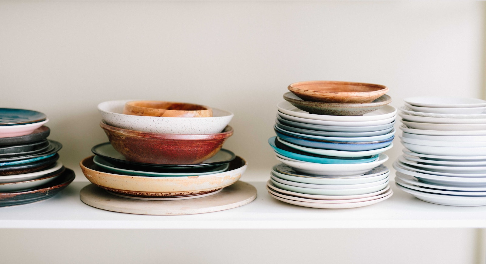 Dishware Organizing Hacks That Save You Time and Space