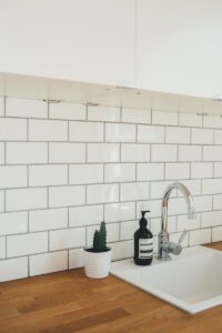How to Clean a Kitchen Wall: Removing Grease and Stains